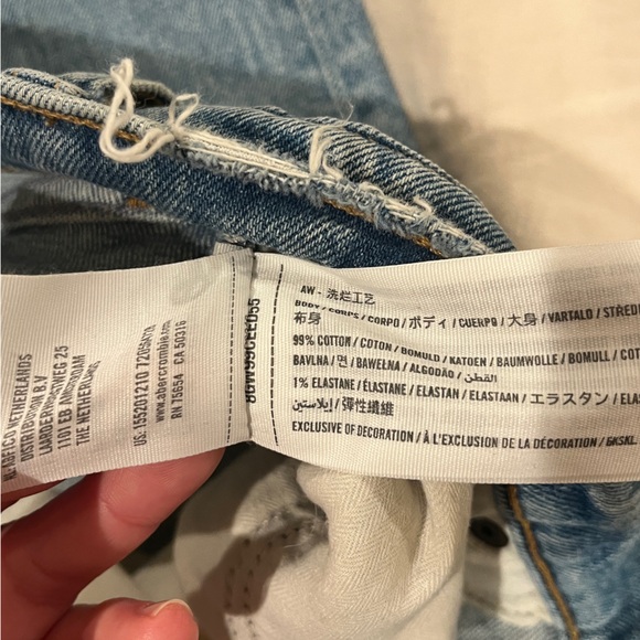 Abercrombie & Fitch Curve Love 90s Straight Jeans - Picture 4 of 4